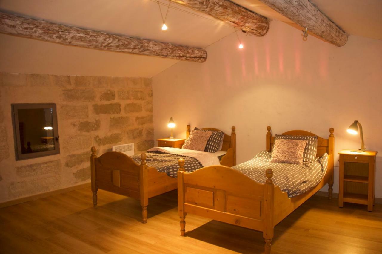 Flaux Gite De Charme "Puisneuf" Proche De Uzes מראה חיצוני תמונה
