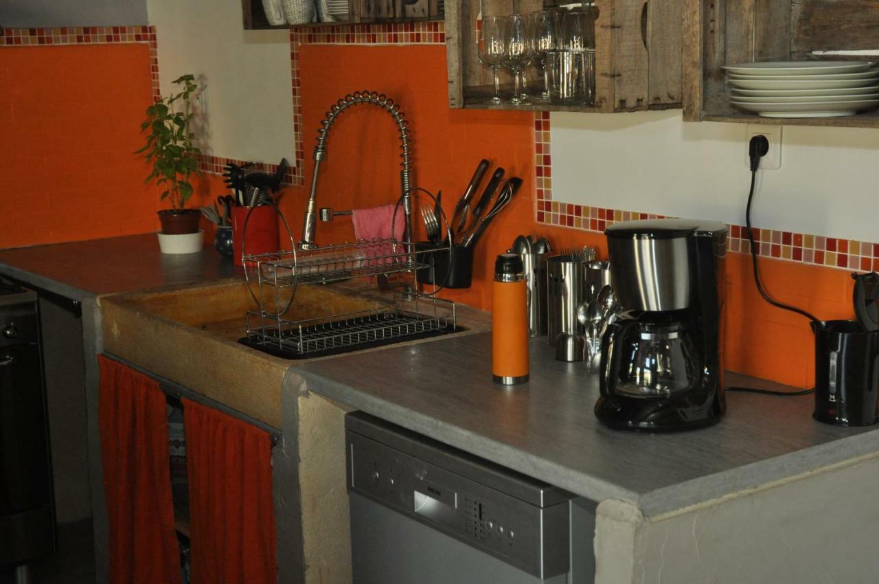 Flaux Gite De Charme "Puisneuf" Proche De Uzes מראה חיצוני תמונה